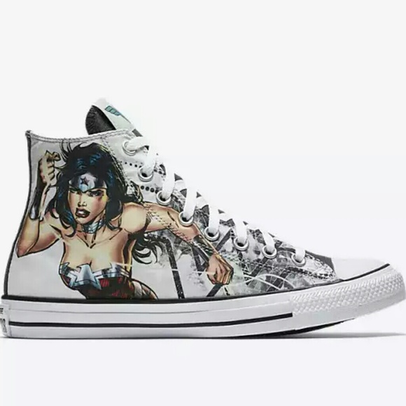 NWT Wonder Woman Converse Chuck Taylor All Star - Picture 3 of 11